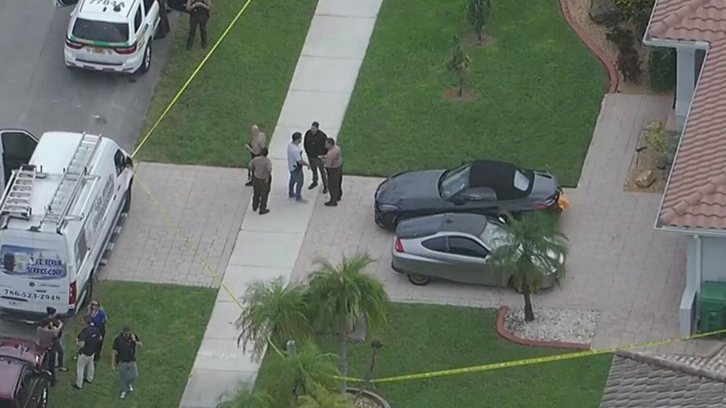 Man dead, woman hospitalized after domestic shooting in southwest Miami-Dade neighborhood, deputies say — CBS Miami, Seattle Health news