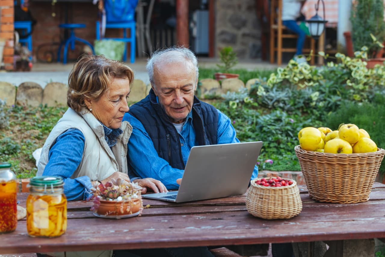‘Fancy cars hold no appeal’: My wife and I have a 99% chance of outliving our savings. Why don’t we spend it all? — Seattle Health news