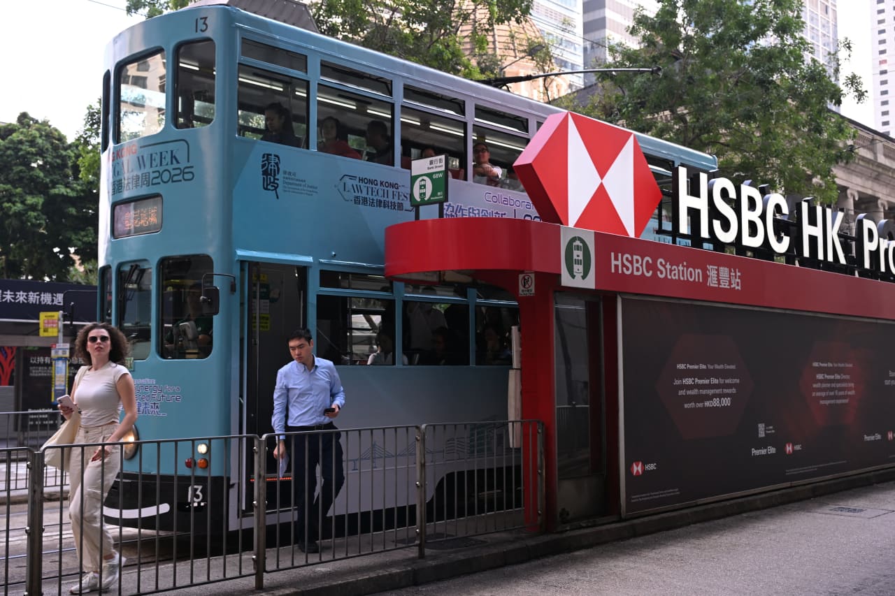 Customers are chasing higher-rate products, and that’s bad news for banks like HSBC — Seattle Business news