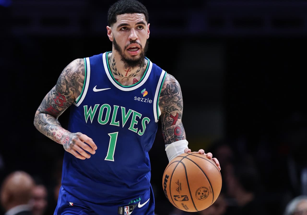 NBA star LaMelo Ball is selling his $2.6 million luxury condo in Charlotte after leaving the Hornets — Seattle Real Estate news