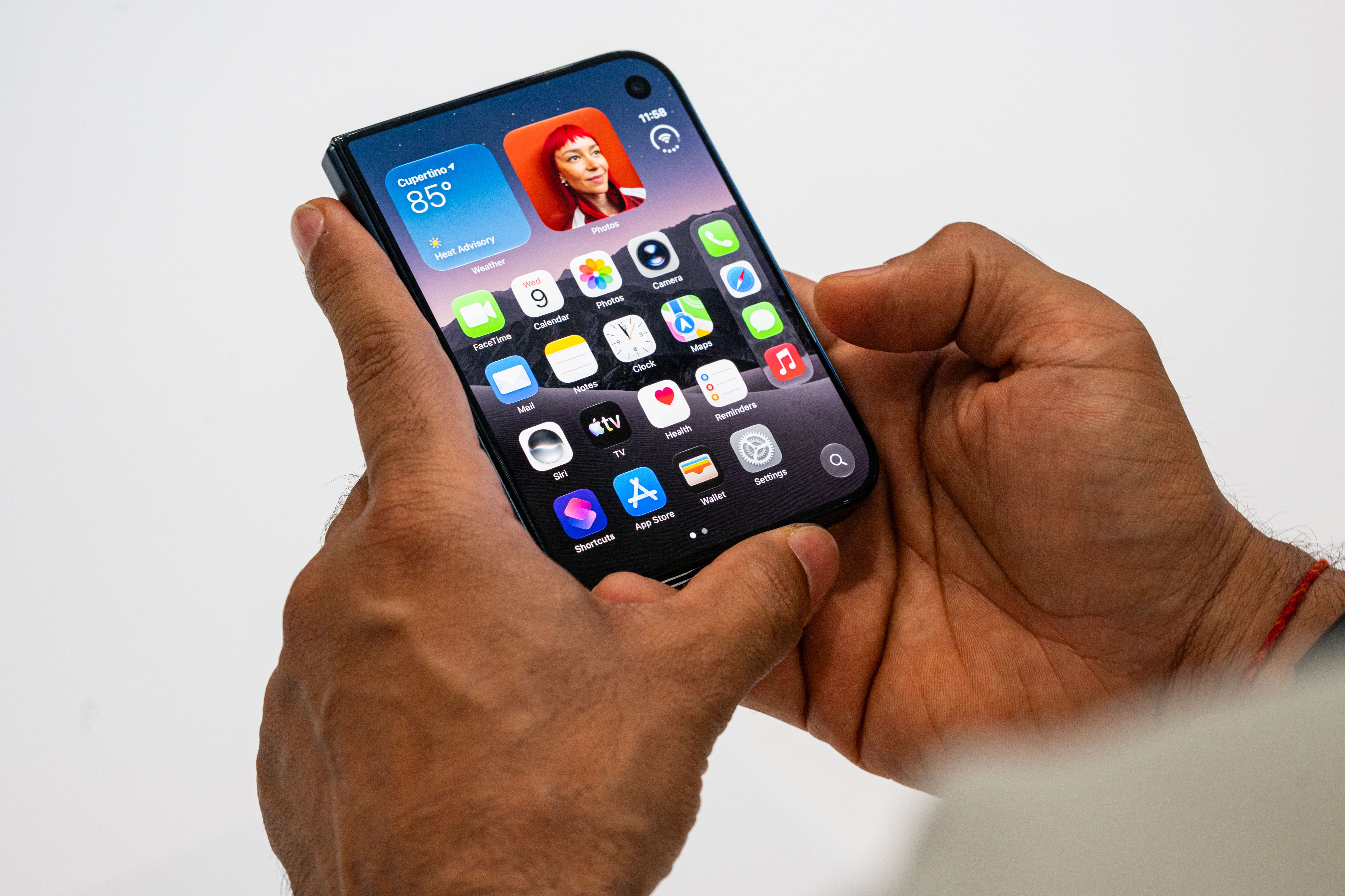 8 Things to Know About the iPhone Duo — Wired, Seattle Sports news