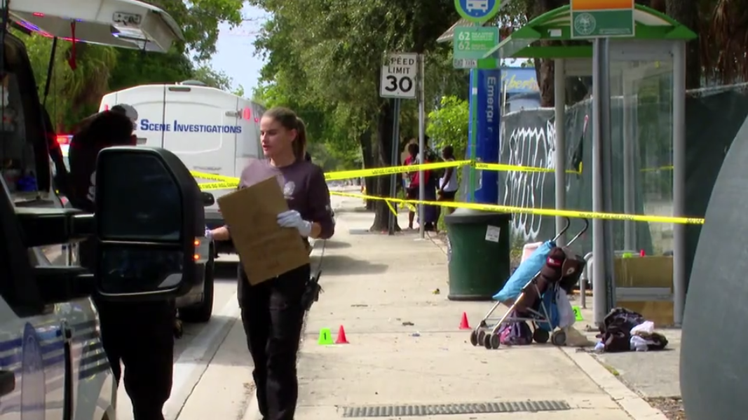 Attacker, victim injured in stabbing at Miami bus stop — WSVN 7 Miami-Dade, Seattle Community news